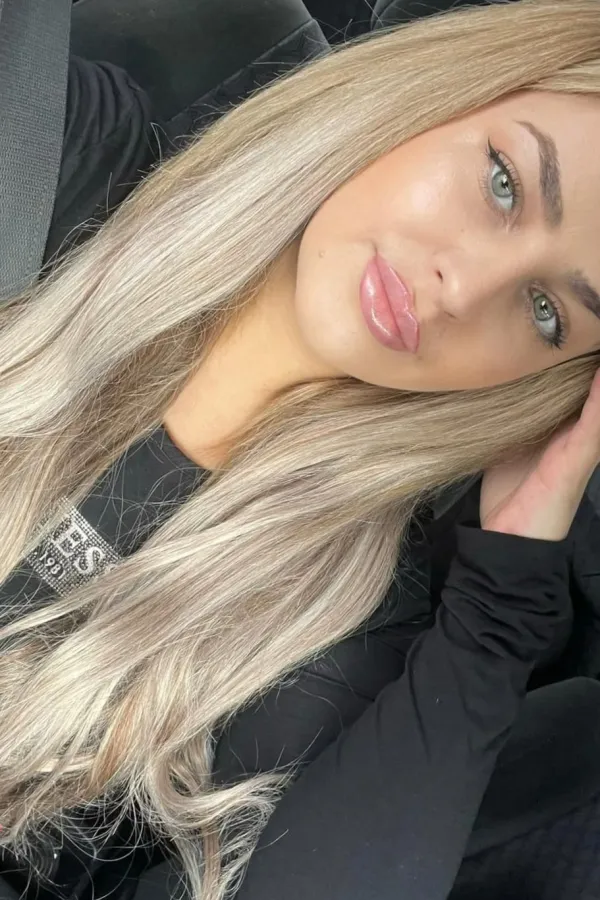 Alenka profile image #8