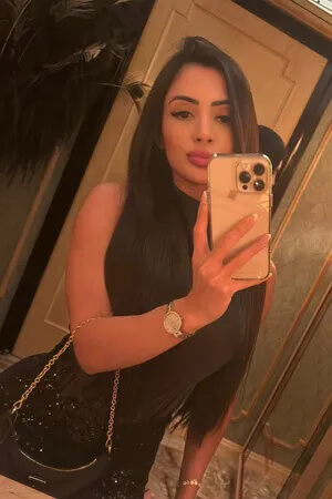 Chanel profile image #3