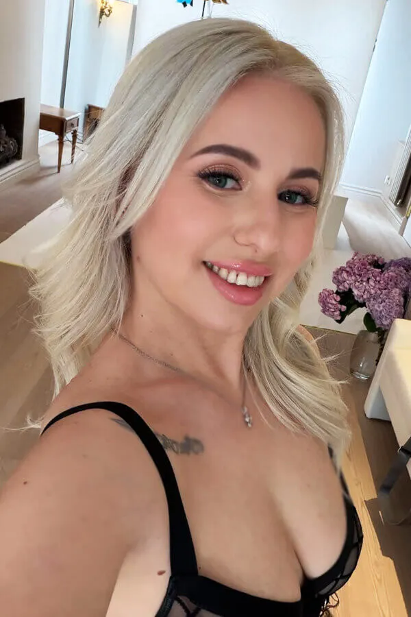 Ysabella profile image #8