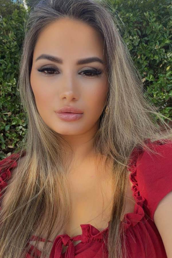 Nadine profile image #2