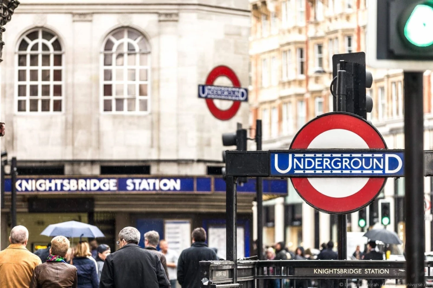 Meeting Escorts - How To get Around London
