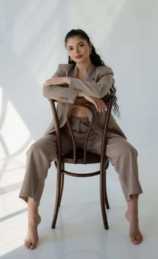 Lorenza profile image #6
