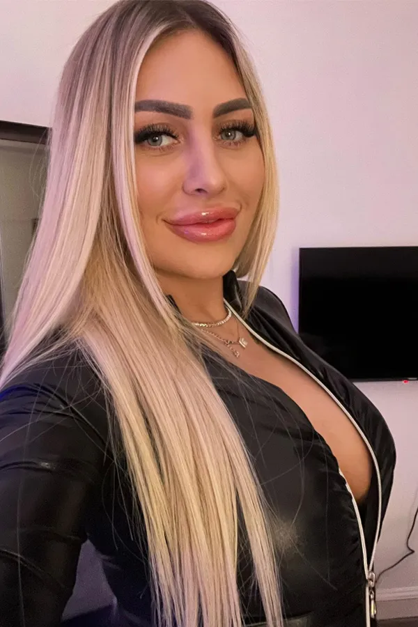 Paola profile image #16